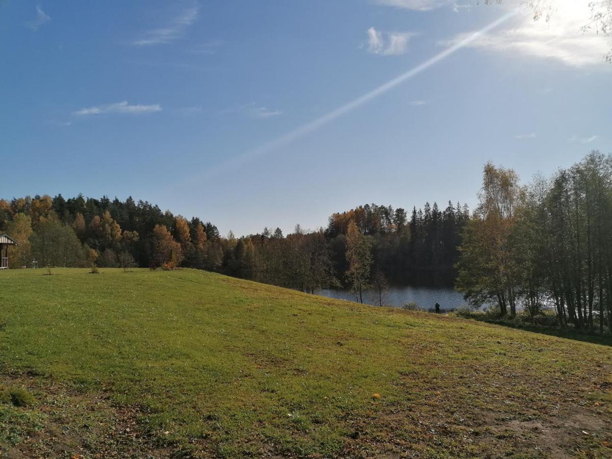 Вілла Forest Lake Kscava Екстер'єр фото